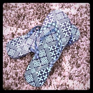Vera Bradley flip flops